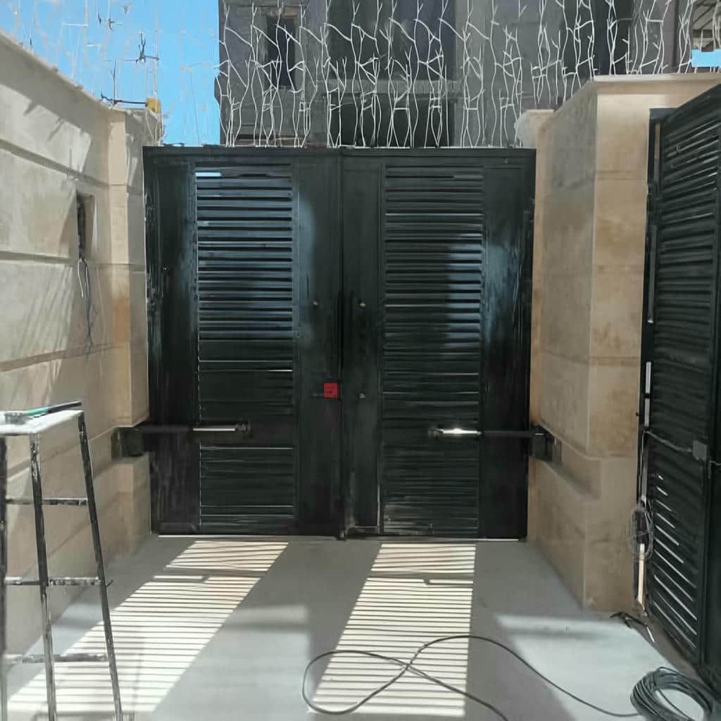 ریموت کد لرنینگ درب پارکینگ با برد ارسال مناسب