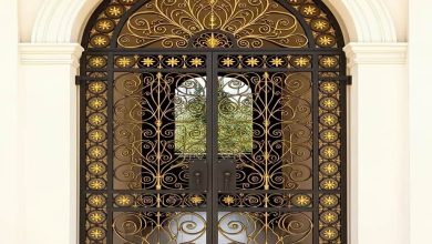 درب پارکینگ آهنی ساده قاب دار با رنگ مشکی مات