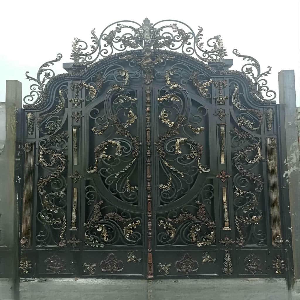 درب حیاط نمای آجری با پوشش ضد زنگ و رنگ کوره ای