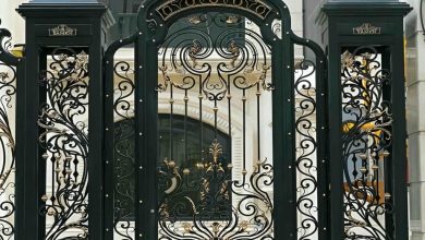 درب پارکینگ آهنی ریلی با رنگ مشکی و طرح ساده