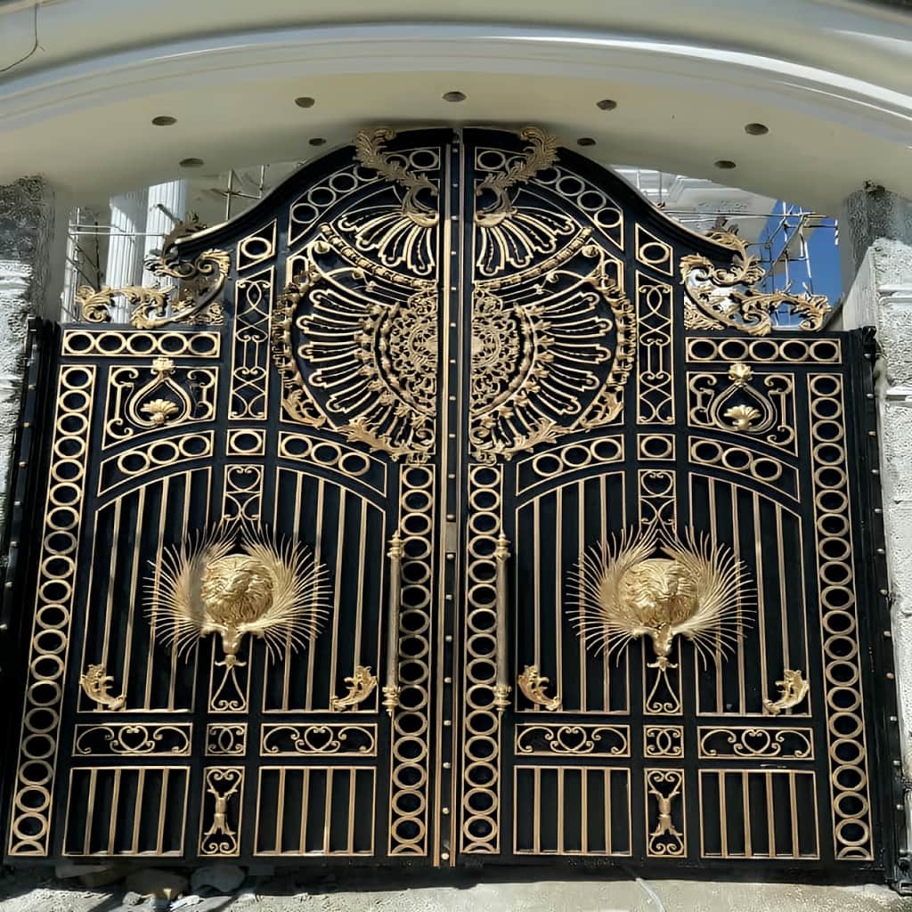 درب حیاط برش لیزری هندسی مناسب ورودی ماشین رو