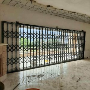 6 مدل نرده پنجره فرفورژه گل دار