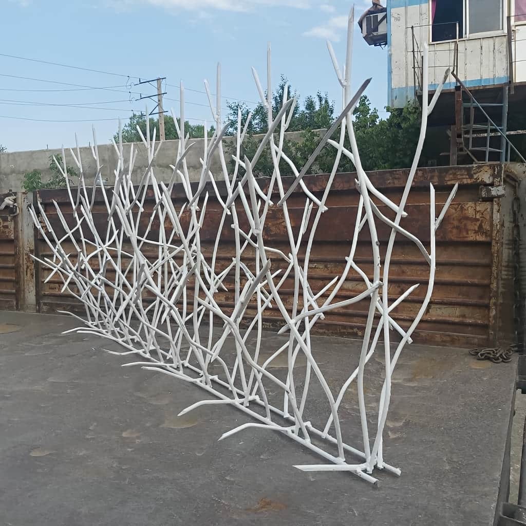 حفاظ دیوار فلزی با ساختار شاخه ای
