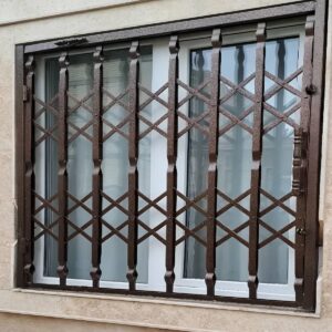 درب آکاردئونی آپارتمان فلزی با طراحی کشویی
