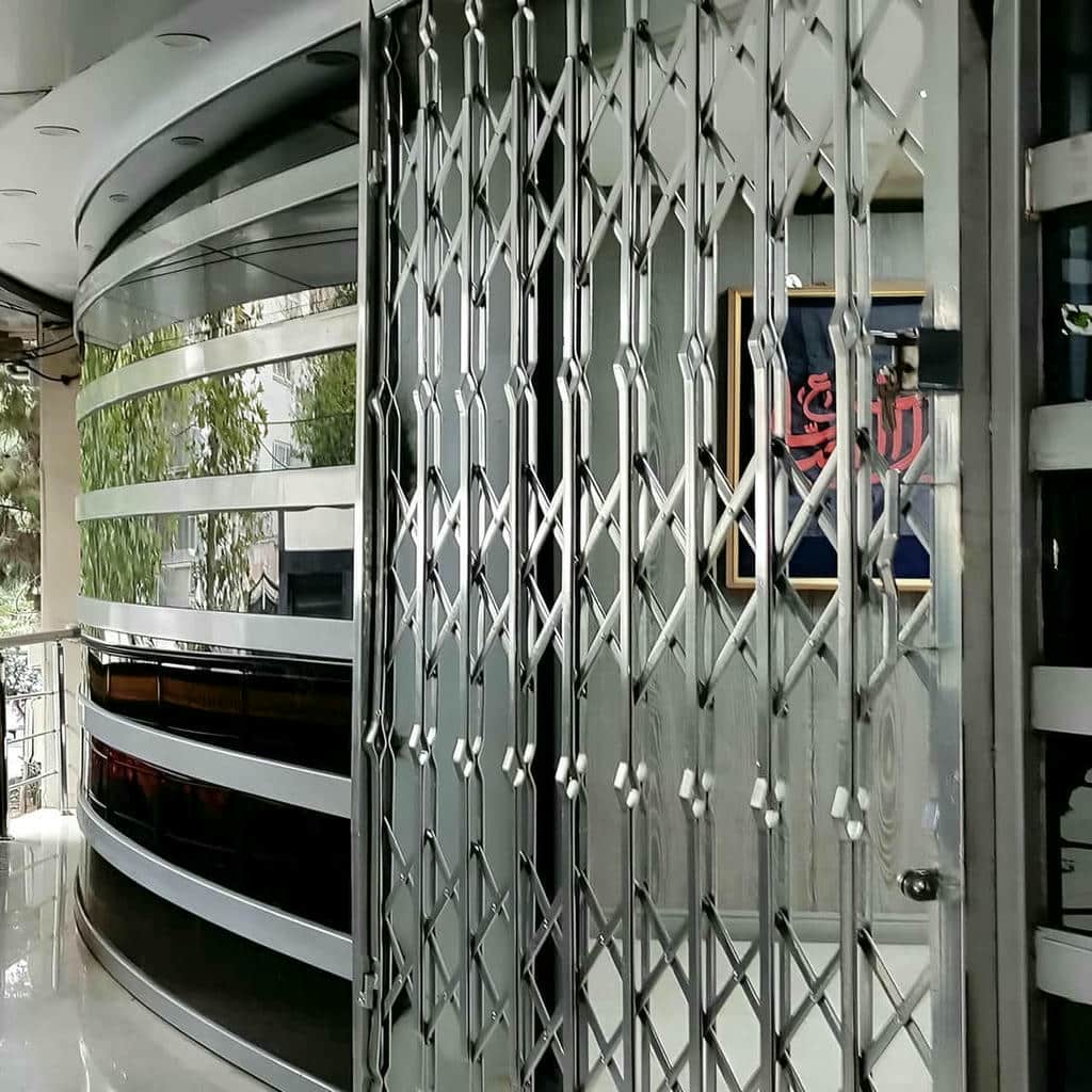 حفاظ ریلی درب با طراحی فرفورژه