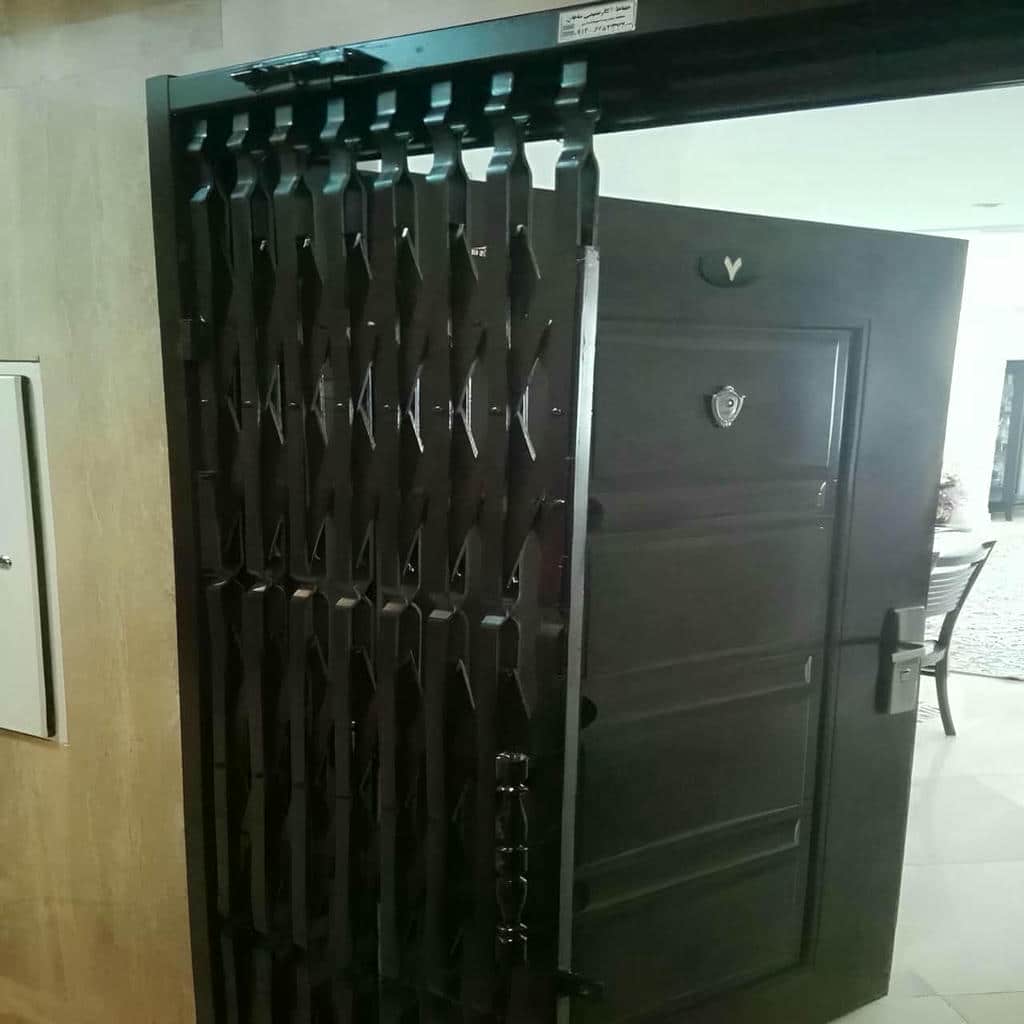 حفاظ درب ضد سرقت با پوشش رنگی