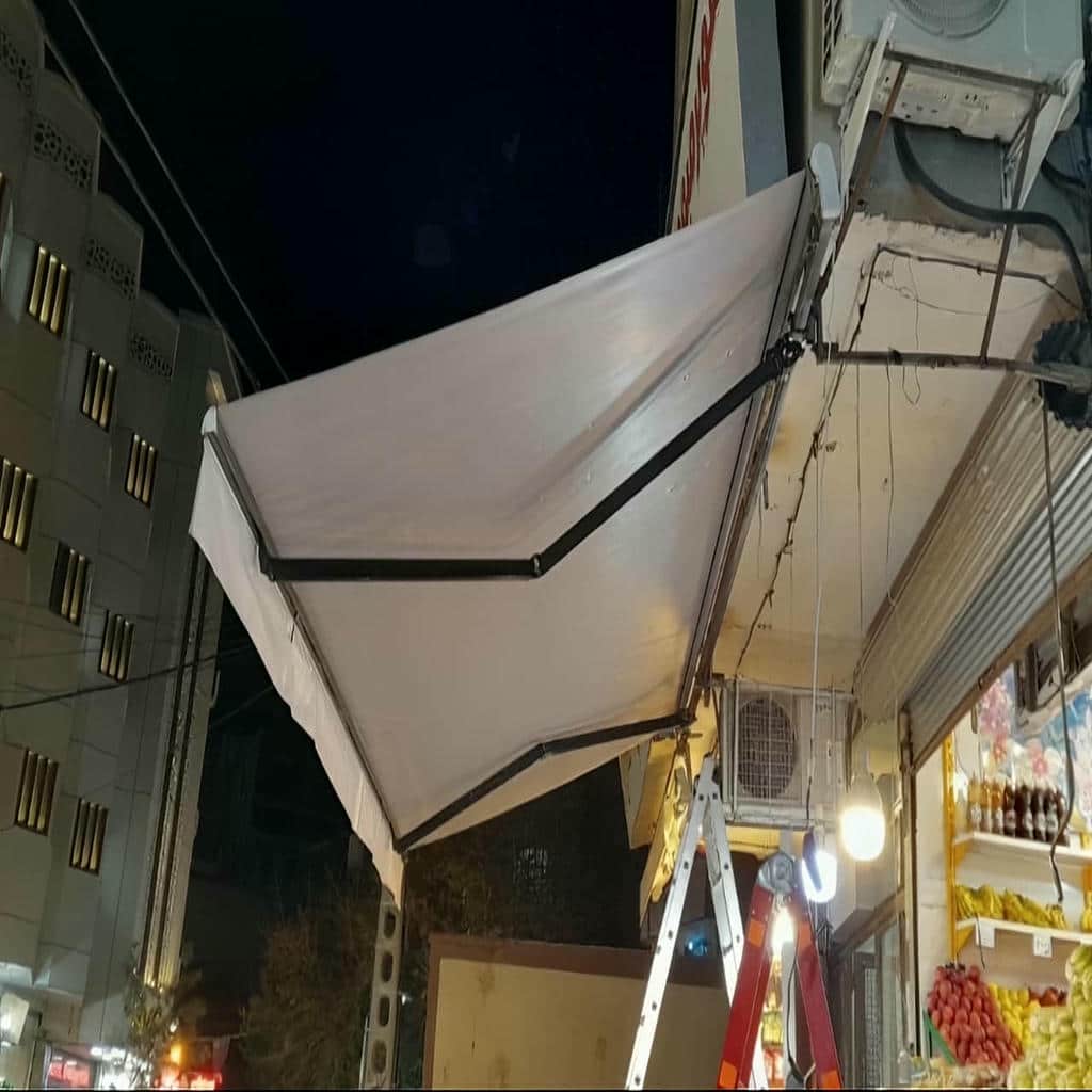سایبان ریموت دار با رنگ هماهنگ نما