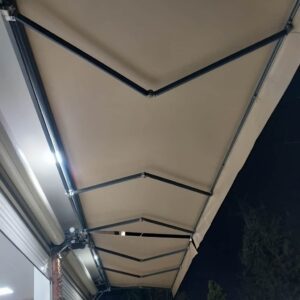سایبان فول باکس با بدنه پوشیده