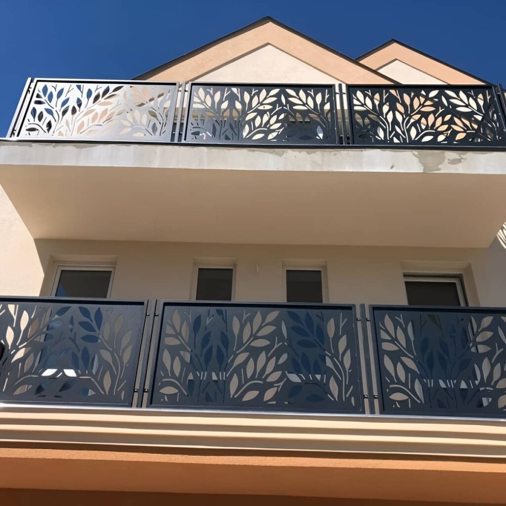نرده چوبی راه پله دست انداز