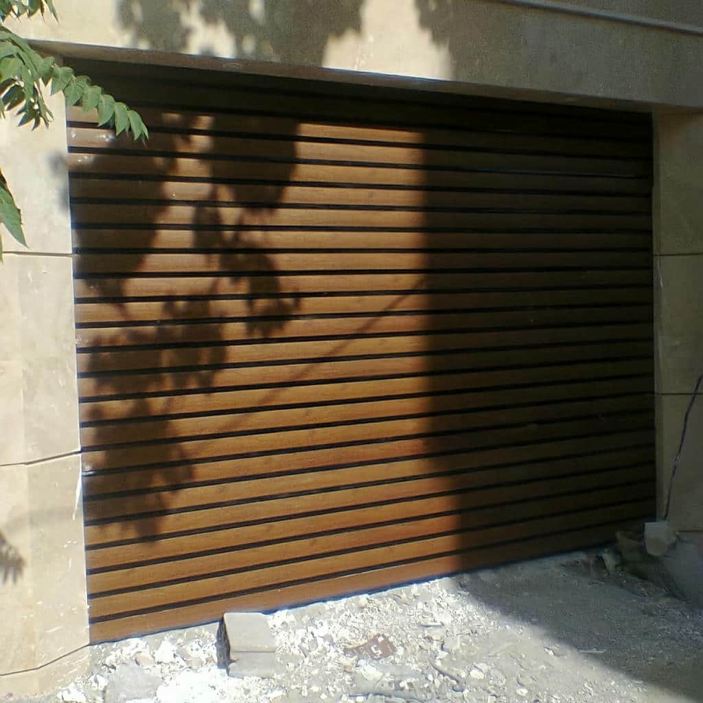 کرکره پارکینگ ریموت دار در پروژه نوساز
