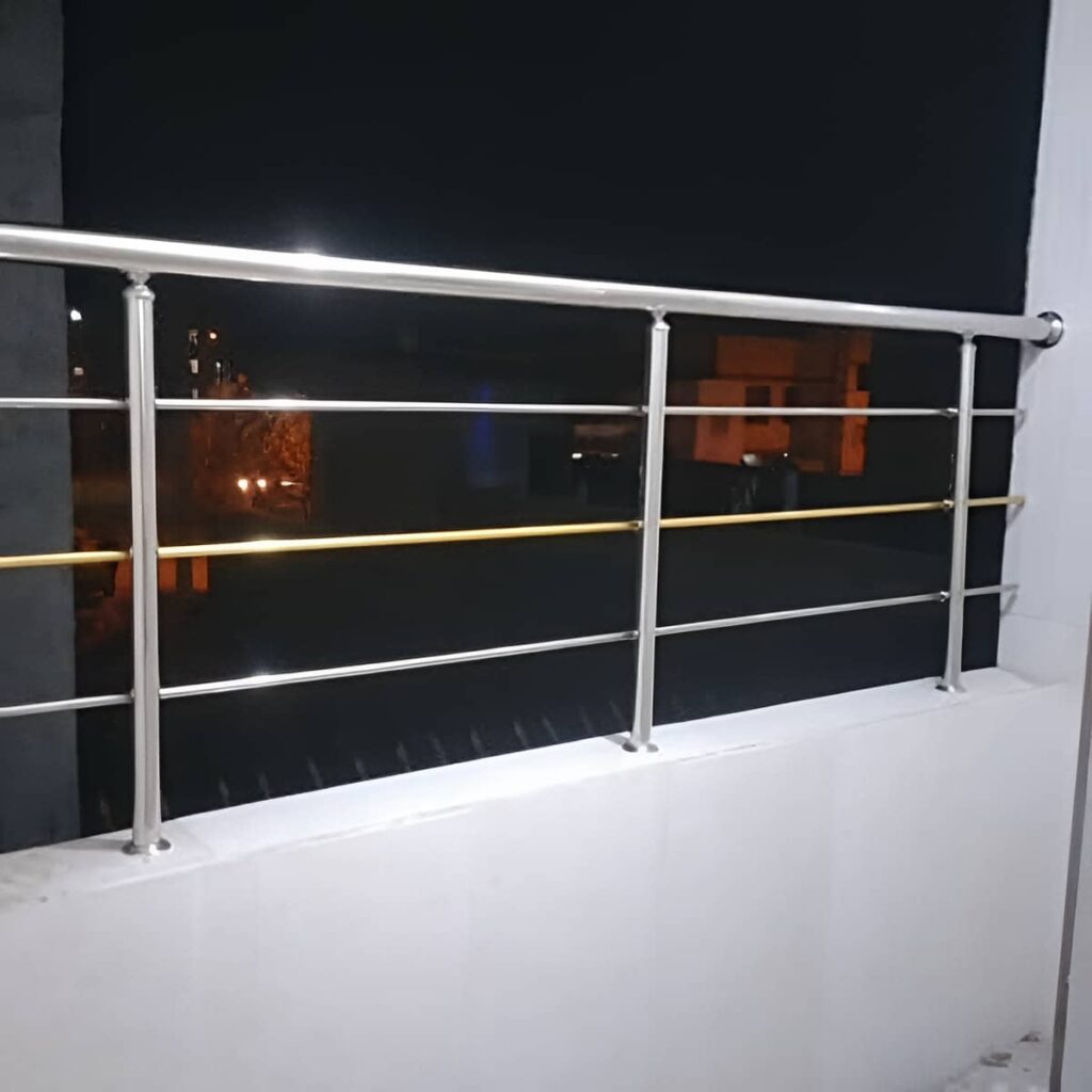 نرده دوبلکس سفارشی چوبی
