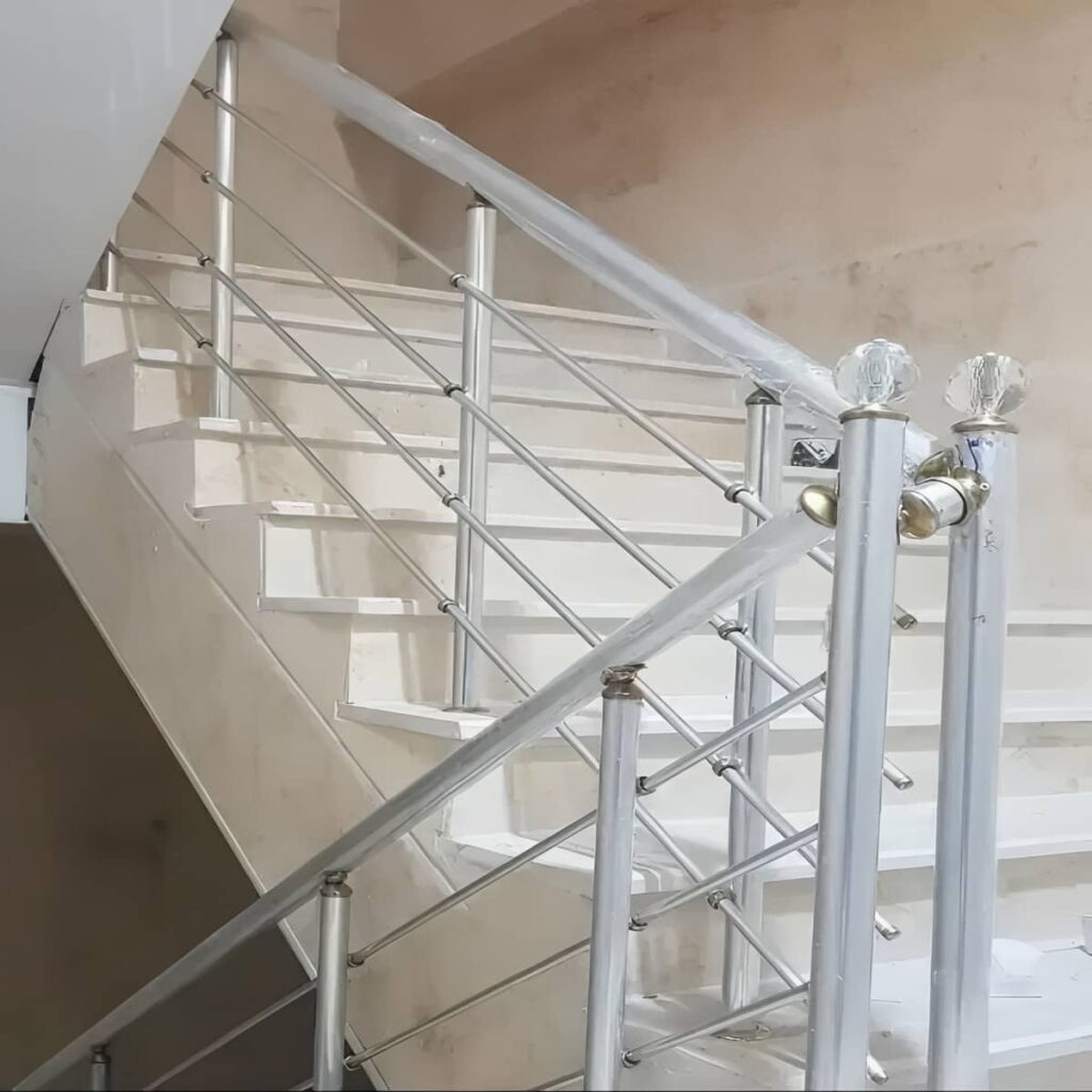 نرده استیل راه پله مدل ساده داخلی