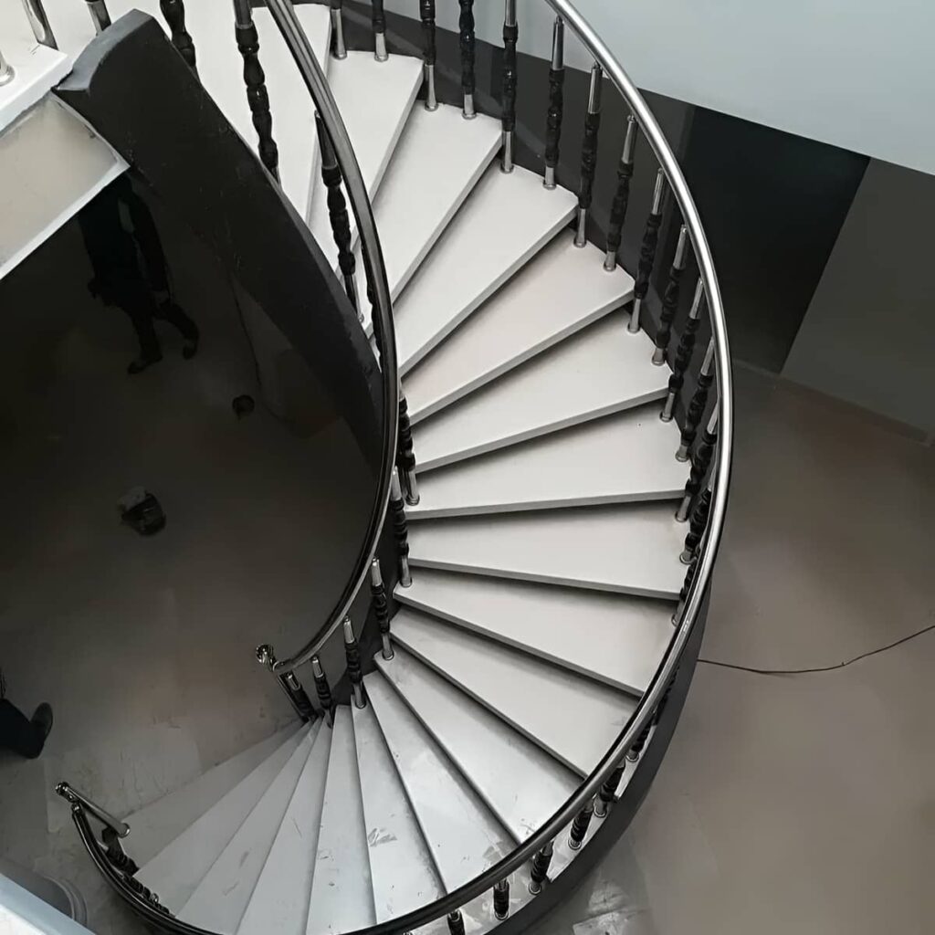 نرده استیل بالکن متریال مقاوم