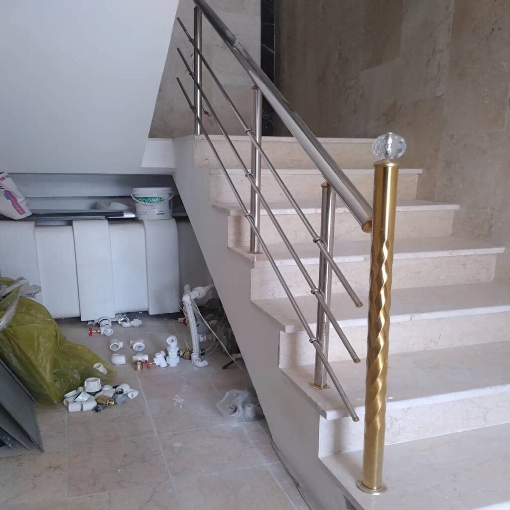 نرده استیل راه پله براق با طراحی مدرن
