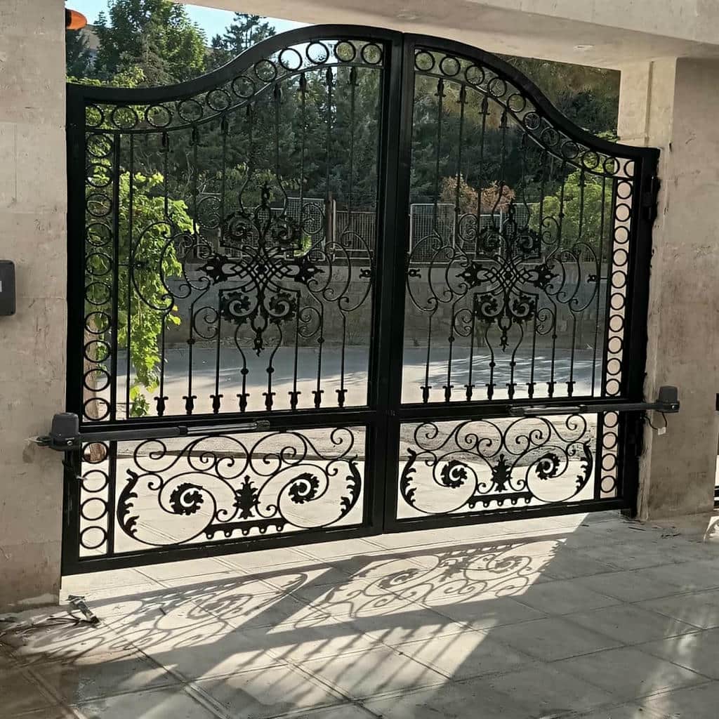 اپراتور درب پارکینگ مدل ریلی ورودی