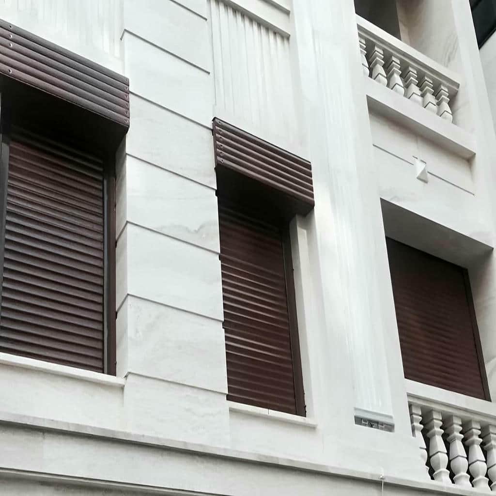 کرکره پنجره رنگ سفارشی