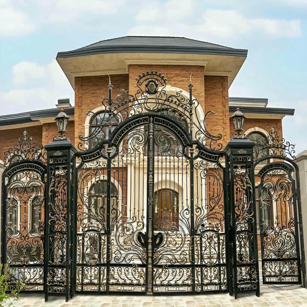 درب گلنرده دار مناسب حیاط