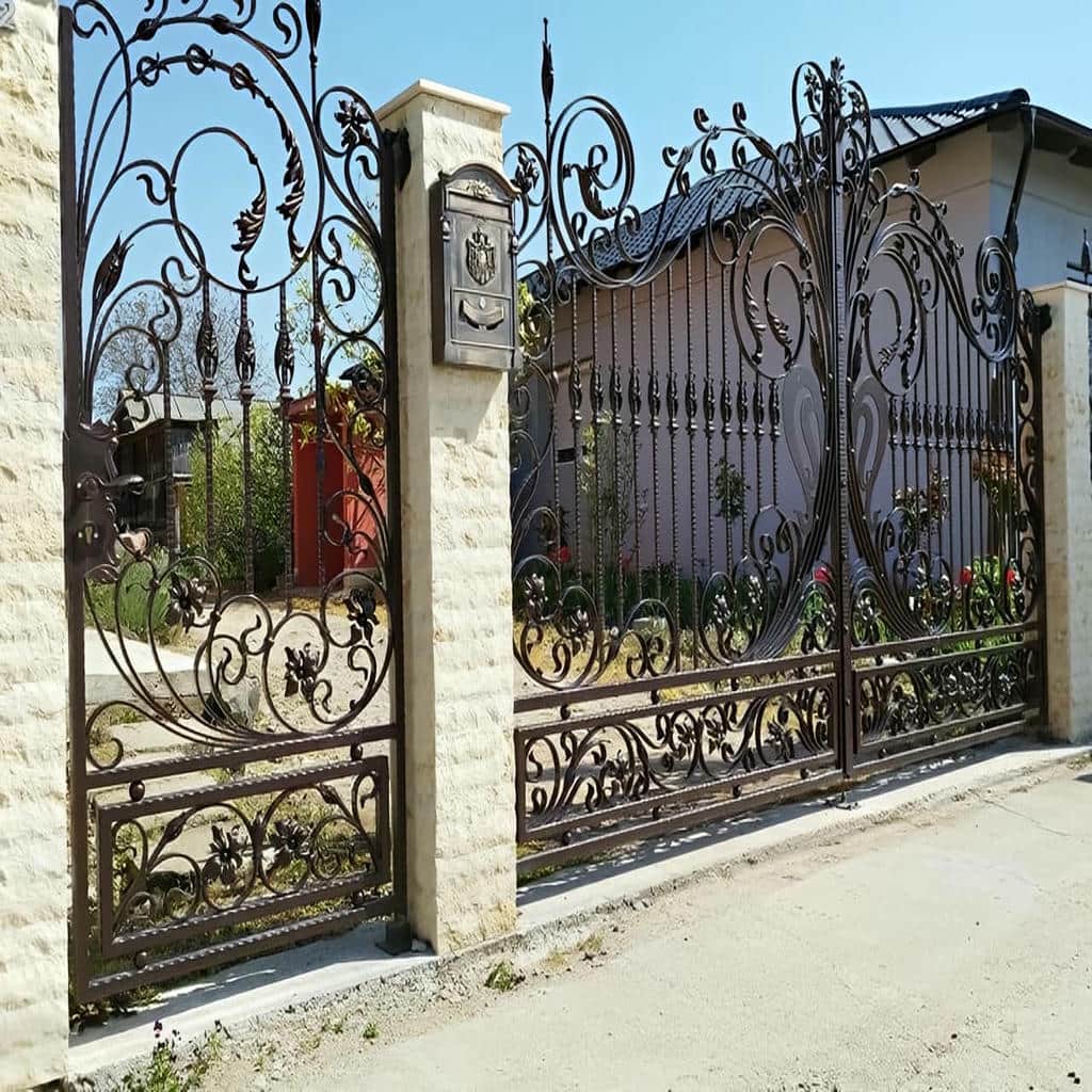 درب دو لنگه فلزی با جوشکاری تمیز