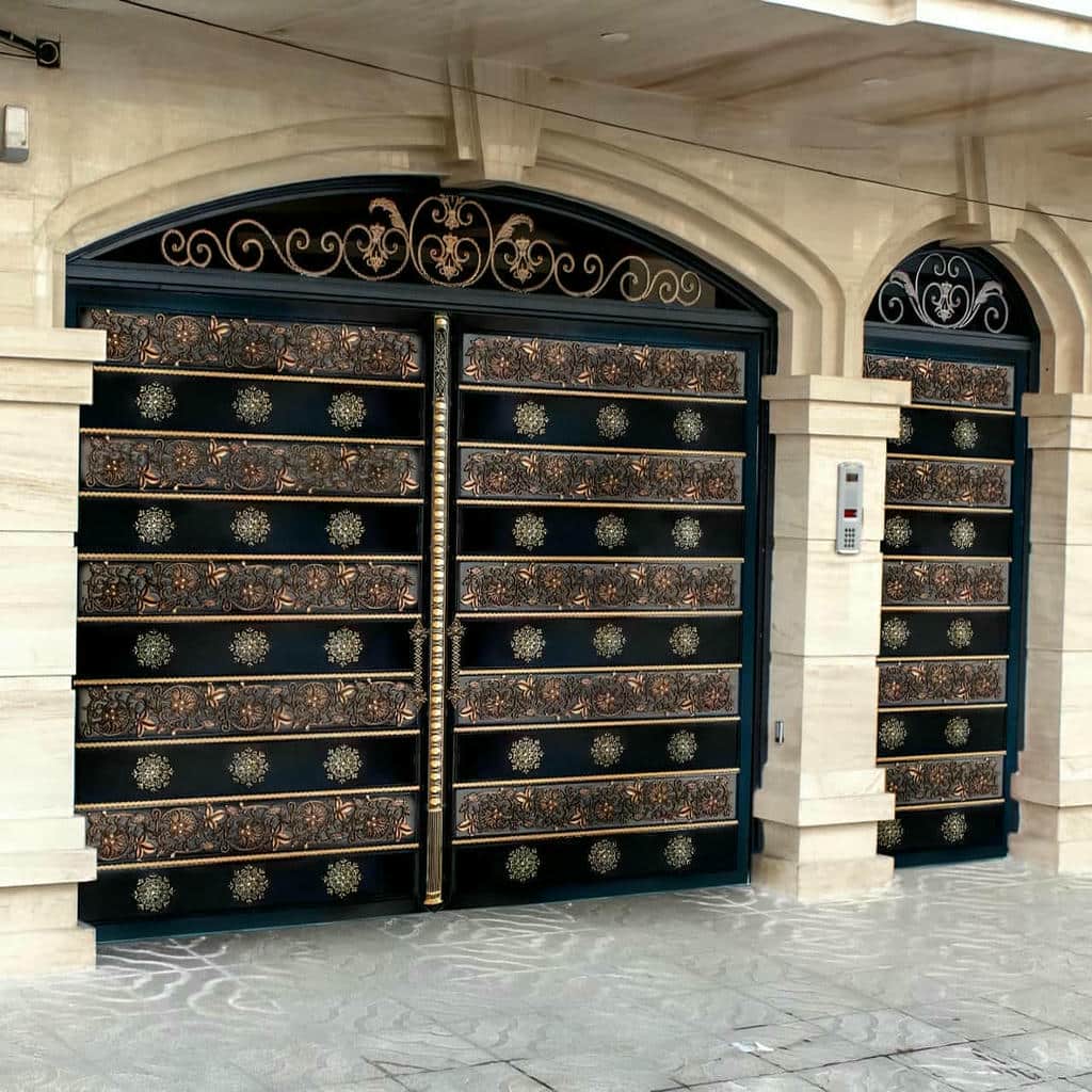 درب آهنی ورودی ساختمان