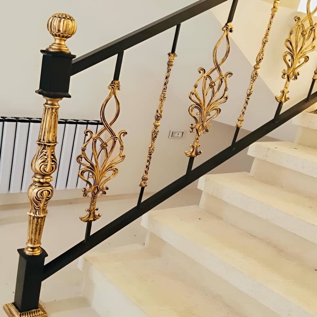 نرده فرفورژه بالکن مناسب تراس بارانی