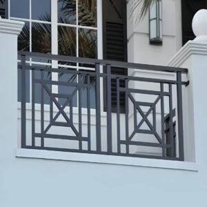 نرده کلاسیک بالکن با طراحی لوکس