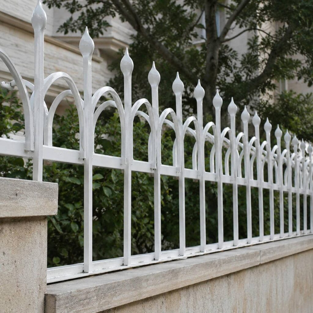 حفاظ سرنیزه ای با پوشش رنگ محافظ