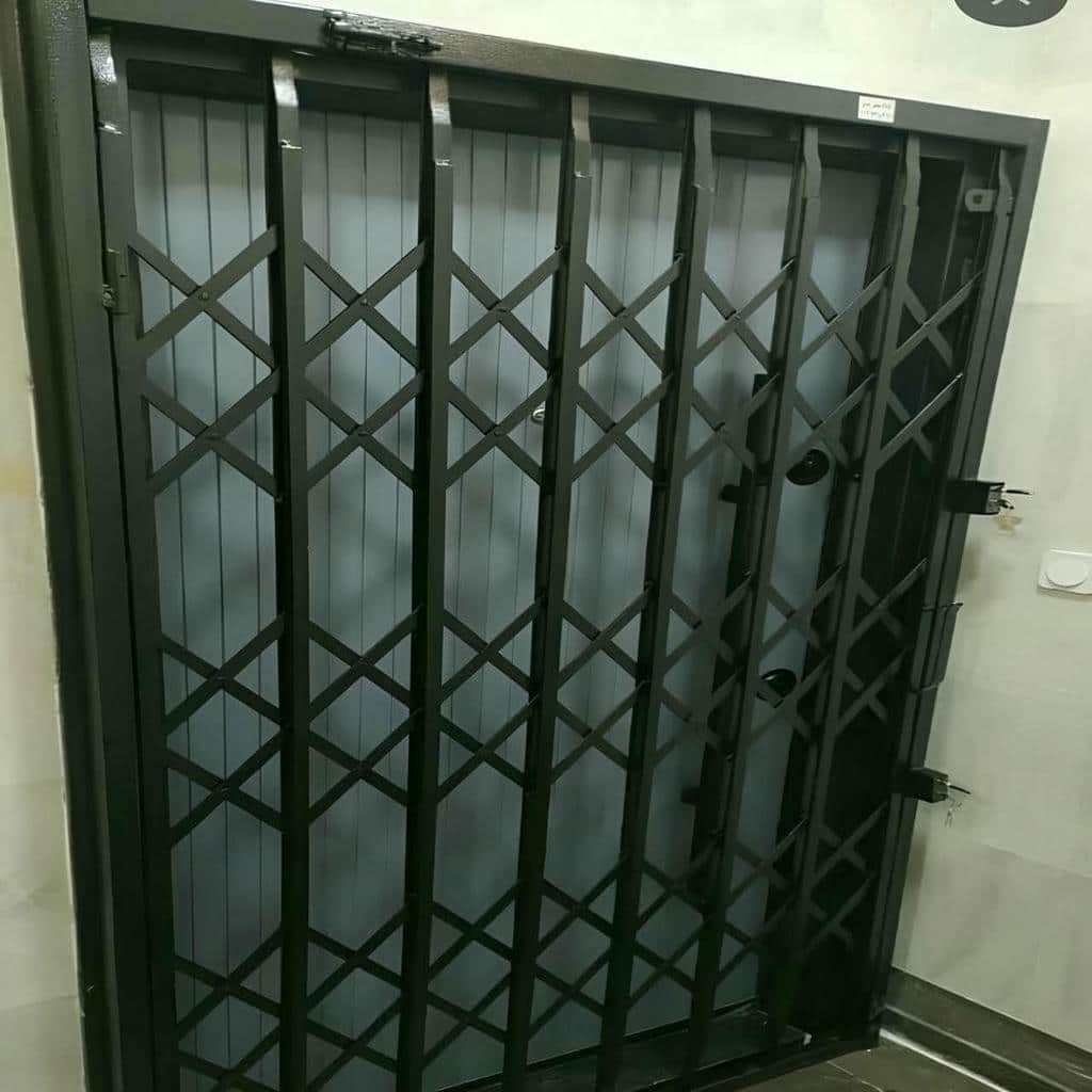 مرکز تخصصی عرضه حفاظ درب آکاردئونی در کرج و حومه