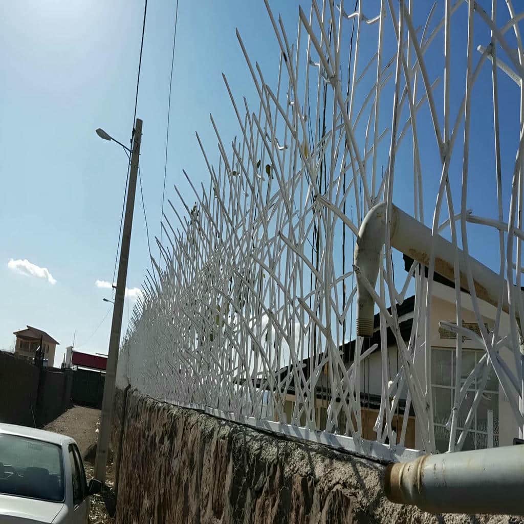 حفاظ دیوار مشکی مناسب ویلای تهران