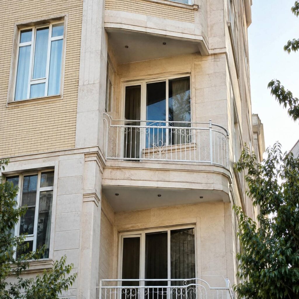 نرده بالکن سفارشی با اندازه گیری دقیق دهانه