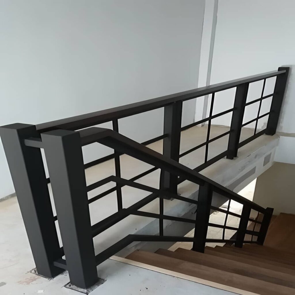 نرده پله روشن با ابعاد اختصاصی استان گیلان