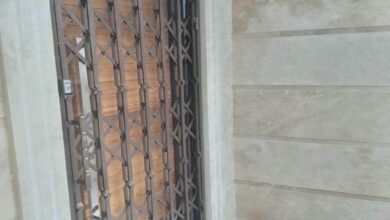 حفاظ درب آکاردئونی مشکی نصب شده در زنجان